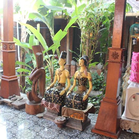 Grha Pawitra Trowulan Apartment Luaran gambar