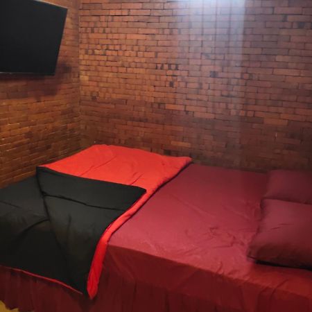 Grha Pawitra Trowulan Apartment Luaran gambar