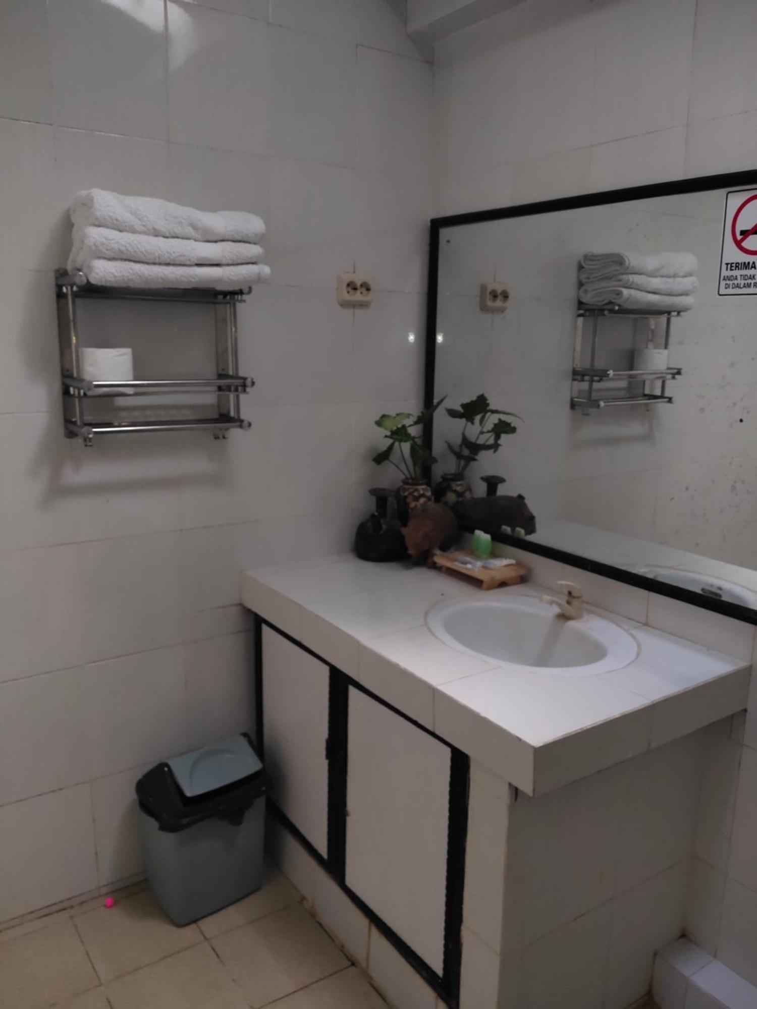 Grha Pawitra Trowulan Apartment Luaran gambar